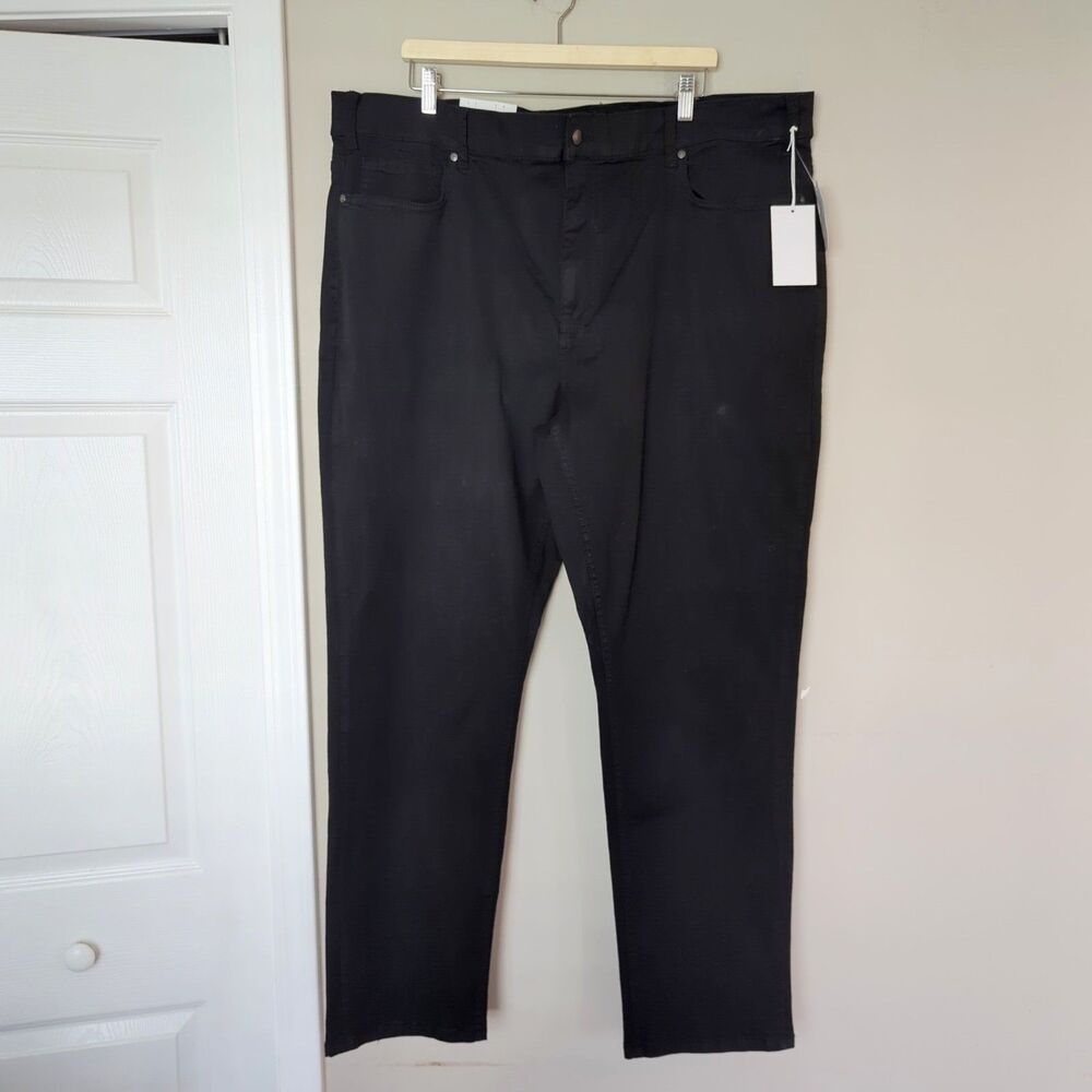 Joe's Jeans NWT Men's Black Slim Leg Jeans Size 48 Tapered Stretch